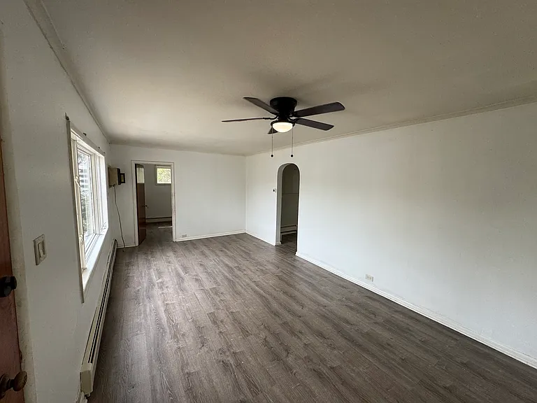 1369 Penn Ave #B — Photo 2