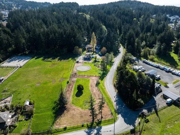 946 Klahanie Dr, Langford, BC V9C 3X2