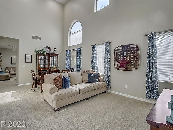 5th image of 4921 Tindari St