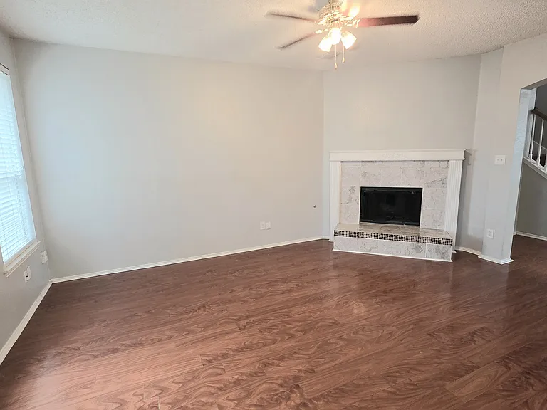 12783 Honey Locust Cir — Photo 10