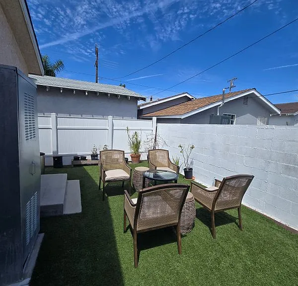 10508 S Freeman Ave #B — Photo 12