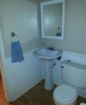 5th image of 9731 Hardy St