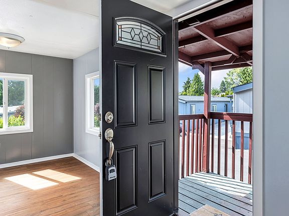 3rd image of 314 Avenue J Trlr 19