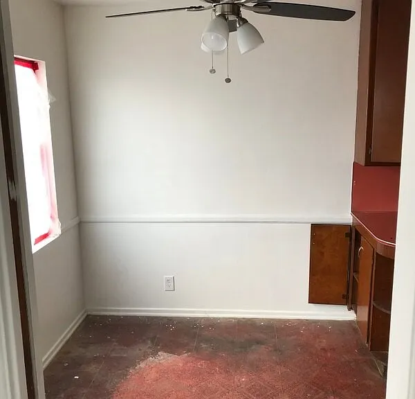 7857 Crenshaw Blvd — Photo 16