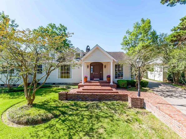 4334 Broussard St, Baton Rouge, LA 70808