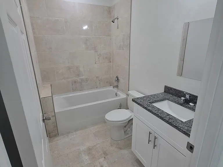 53 Joan Ave S — Photo 16