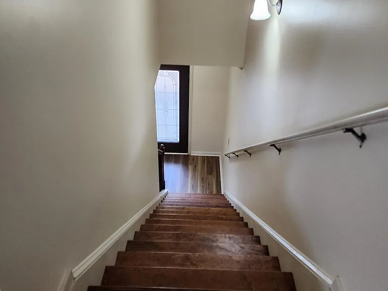 2507 Ridgewood Dr — Photo 9