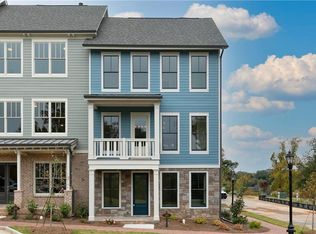 510 Maplewood Dr #43, Roswell, GA 30075