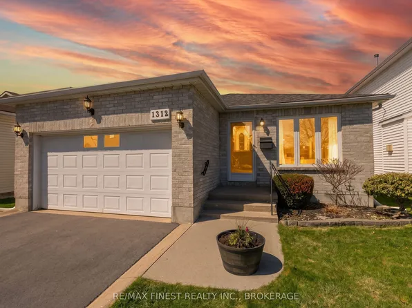 1312 Fisher Cres, Kingston, ON K7M 8T2
