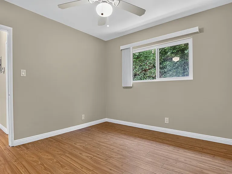 5332 Denny Ave #2 — Photo 15