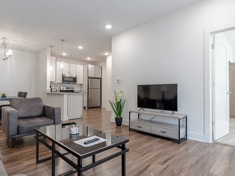 Winding Springs | Living room