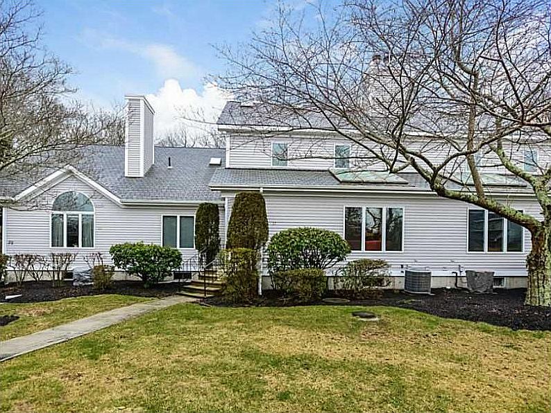 1st image of 37 Oceanwoods Dr