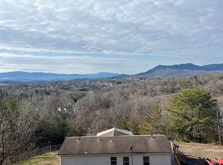 190 Lindsey Ln, Newport, TN 37821