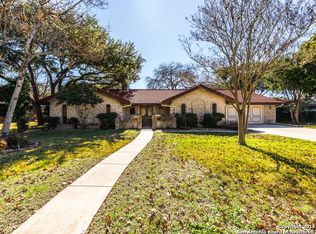 706 Golfcrest Dr, Windcrest, TX 78239