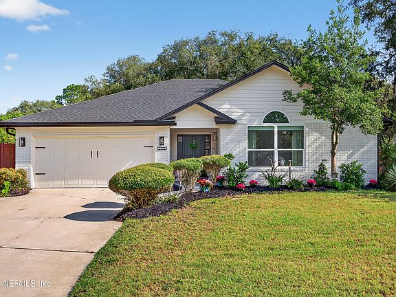2nd image of 14379 POND PLACE Drive