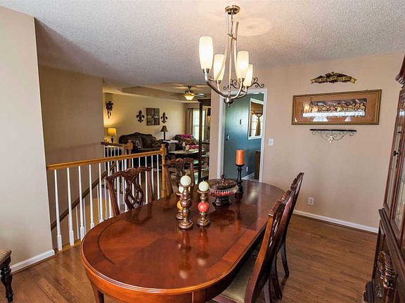 3rd image of 2674 Blue Willow Ct
