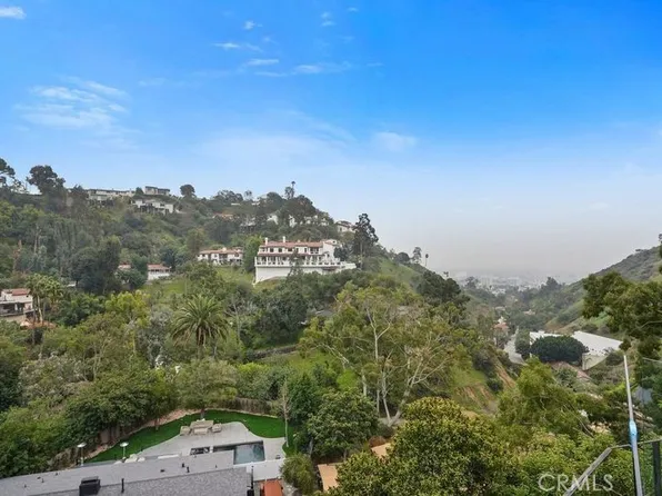 2240 Chelan Pl, Los Angeles, CA 90068