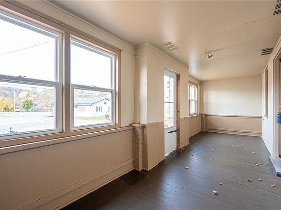 5th image of 125 Conemaugh St