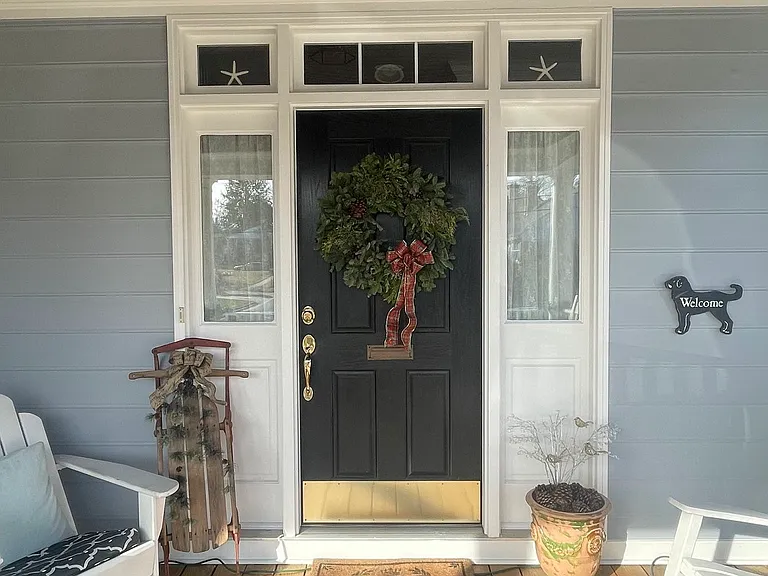 8807 Ridge Rd — Photo 1