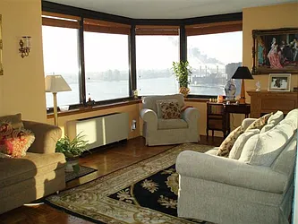 Rented by Luxury Habitat