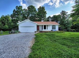 408 Peachers Ln, Indian Mound, TN 37079