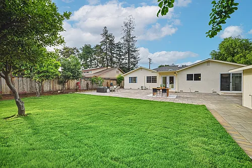 1223 Rose Ave Photo 1