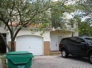 15865 SW 69th St, Miami, FL 33193