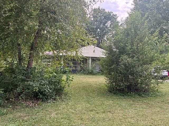 1st image of 306 N 3rd St