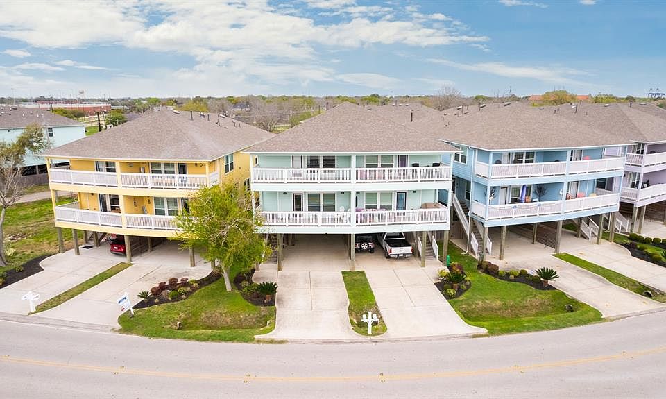 1st image of 709 N Bayshore Dr