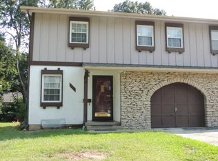 10817 W 90th Ter, Overland Park, KS 66214