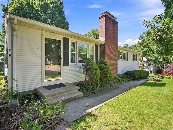 3rd image of 218 Maple St