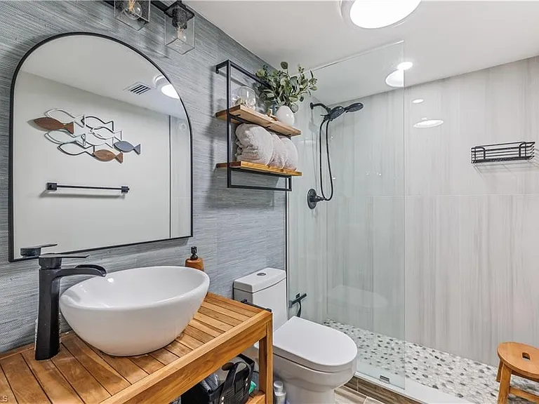 25850 Hickory Blvd #101 — Photo 5