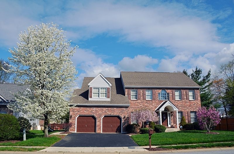 1st image of 2 Country Gates Dr