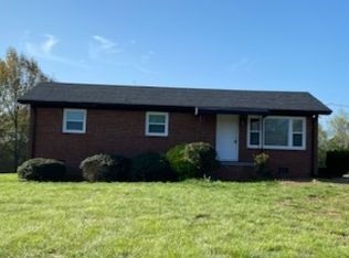 112 Foxhill Dr, Kingstown, NC 28150