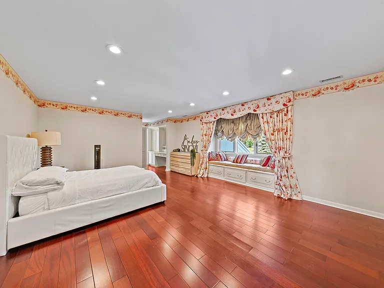 172 Truman Dr — Photo 39
