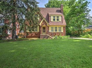 1420 W Riverview Ave, Decatur, IL 62522