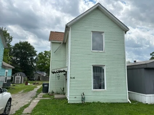 316 Wall Ave, Cambridge, OH 43725