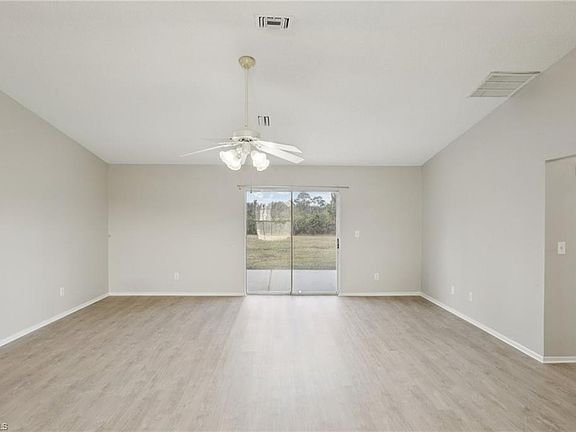 4th image of 519 Leroy AVE