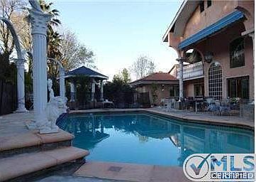 1st image of 20225 Lorenzana Dr