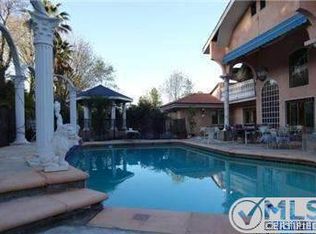 20225 Lorenzana Dr, Woodland Hills, CA 91364