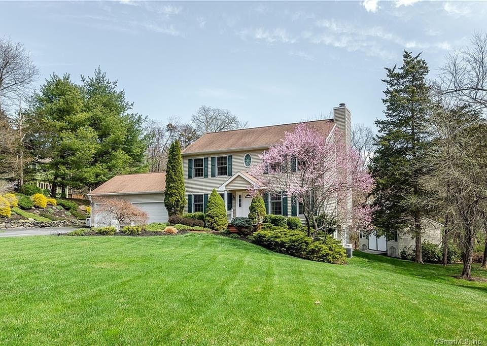 8 Old Stone Rd, Gaylordsville, CT 06755 Zillow