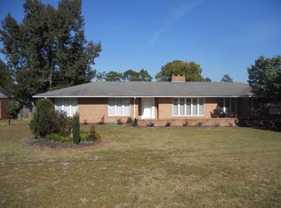 200 Adele St, Hamlet, NC 28345