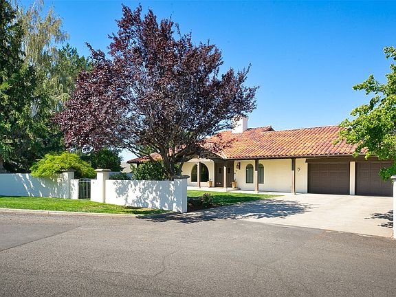2nd image of 530 Brown Lane