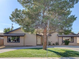 2024 E Oakey Blvd, Las Vegas, NV 89104