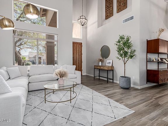 3rd image of 10620 E TIERRA BUENA Lane