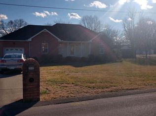 2082 Sunday Silence Dr, Greenbrier, TN 37073