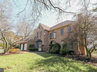 1089 Chapel Forge Dr, Lancaster, PA 17601