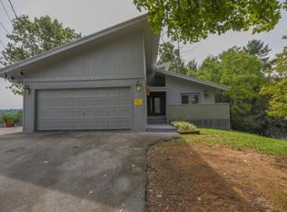 290 Beulah Park Dr, Kingsport, TN 37663