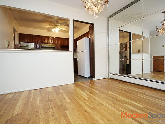 2nd image of 2037 38th St #2