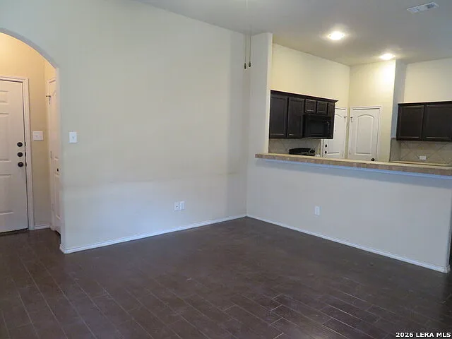 554 Creekside Cir — Photo 8
